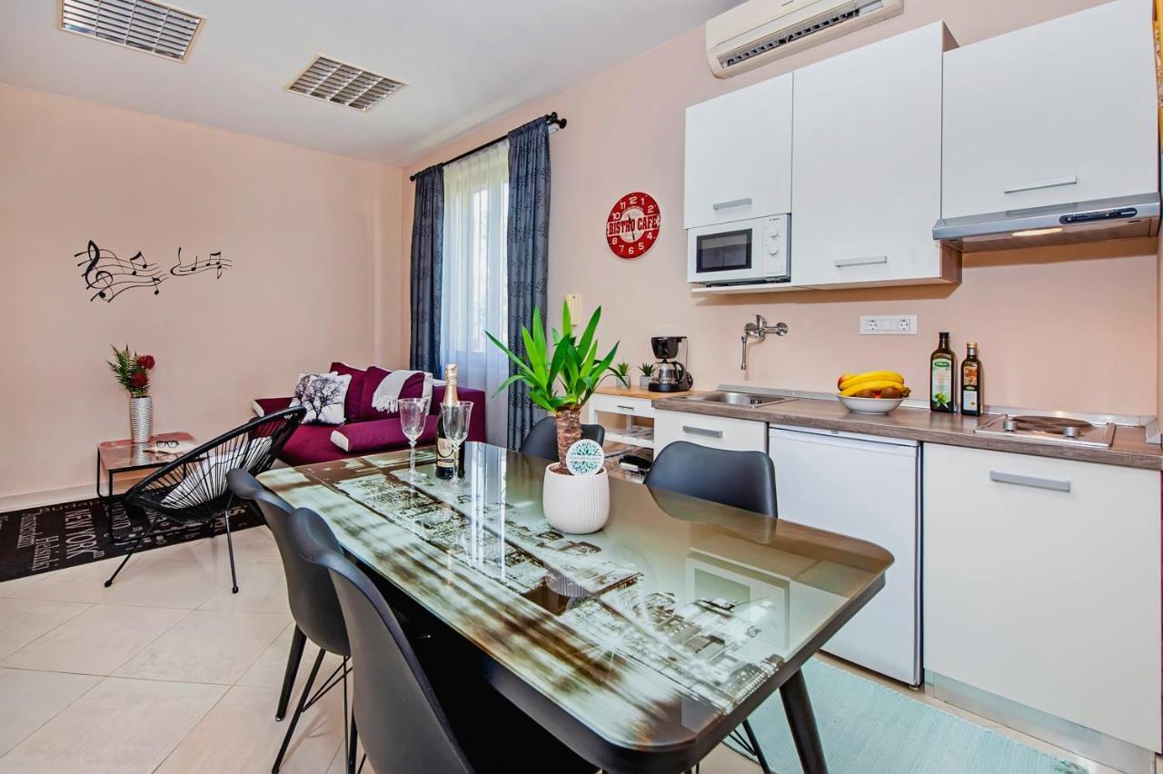 Rovinj City Apartment Buitenkant foto